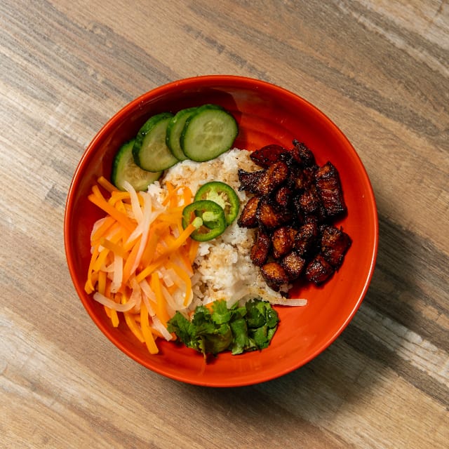 Ga Rice Bowl  (Five Spice Chicken).